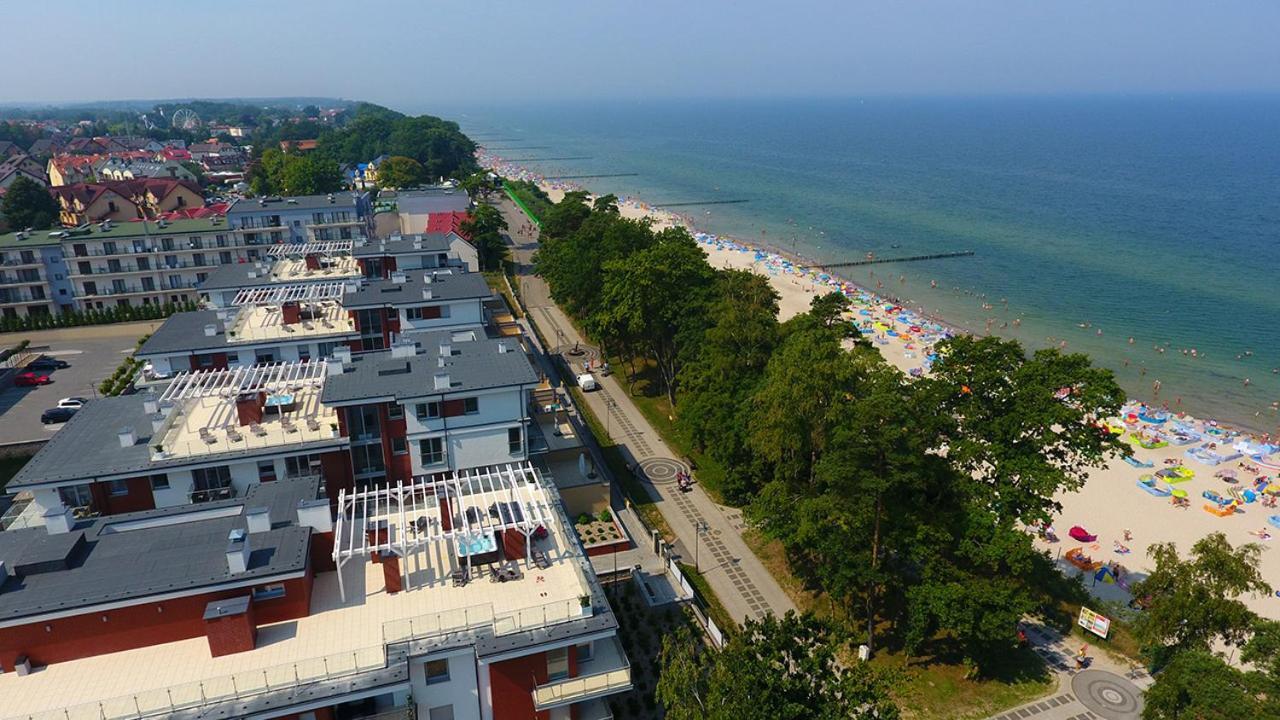 Miodowy Apartament Z Duzym Tarasem W Rewalu, Blisko Morza 외부 사진